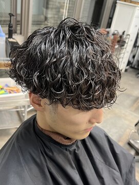 バイフィフス 原宿/表参道(by fifth) メンズラフセンターパート波巻きスパイラルパーママッシュウルフ