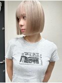 ボブ　ホワイトベージュ