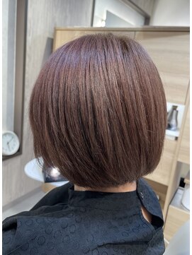 ティエナビューティー(TIENA BEAUTY) ワインレッド/暖色カラー/赤髪/ボブ/チェリーレッド