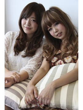 フレイムスヘアーアンドリラックス 西川口店 お友達とお二人でもご気軽にご来店ください。