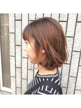 アルマヘアー(Alma hair by murasaki) インナーカラーボブ