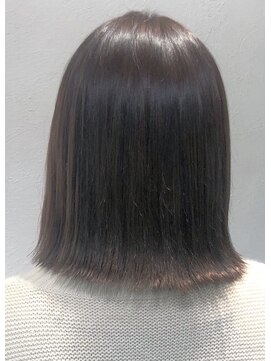 レクタ(recta) シンプルボブ×外ハネ×イルミナカラー★