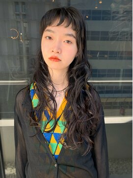 イトシテ ウェービーロング×マッシュバング【担当　ジン　トモヒト】