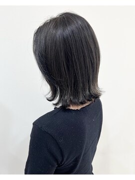 ヒビカ(HIBIKA) 大人外はねミディ×マロングレージュ