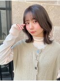 透明感抜群!アッシュベージュカラー
