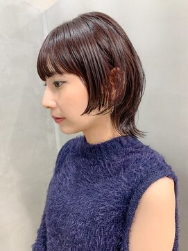 テトヘアー(teto hair) ウルフカット、パツッとウルフ、ピンクパープル