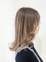 アッシュ 町田駅前通り店(Ash)&nbsp;【Ash町田駅前通り店　木口優子】外ハネミディアム