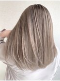 ミルクティーベージュダブルカラーケアブリーチバレイヤージュ