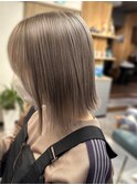 20代30代大人可愛い艶感アッシュグレージュケアブリーチ