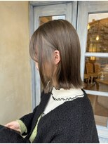 エイミーバイアフロート(amie by afloat) 切りっぱなしボブ×インナーカラー