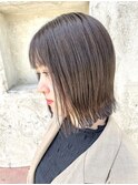 オリーブブラウン
