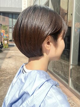 ビュートリアム 梅田(BEAUTRIUM) ショートヘア/ショートボブ/耳掛けショート/大阪/梅田/茶屋町