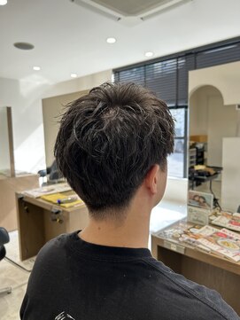 ヘアメイクアバンセ(HAIR MAKE AVANCE) スパイキーショート