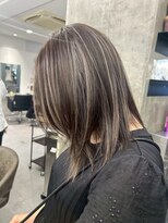 キング 枚方店(K!ng)&nbsp;ハイライトカラーミルクティーベージュレイヤーカット