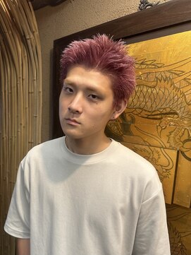 ボリューム(VOLUME) メンズ/ブリーチカラー/ビビッドピンク/原宿/個性派/20代人気