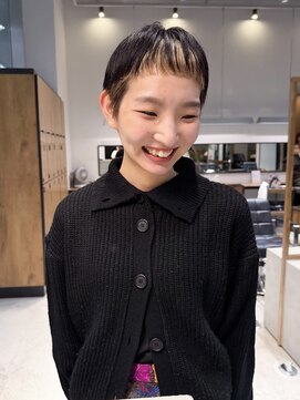 ジュリエッタ(giulietta) ミニマムショート インナーカラー