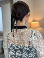 トナリ(tonari)&nbsp;ヘアセット お団子 結婚式 お呼ばれアレンジ【鹿児島中央駅】