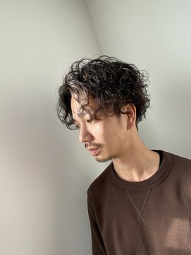 グローバルヘアー バランス(global hair BALANCE) センターパートスパイラルパーマ