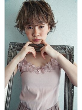 レス 伏見(LESS) <LESS>アンティークショート。