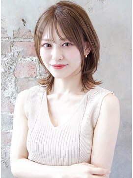 アフロート ルヴア(AFLOAT RUVUA) 20/30/40/50代◎耳掛けすっきり小顔効果『くびれレイヤーボブ』