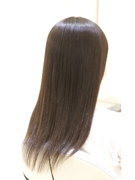 ルスリー 田園調布店(Lsurii) 田園調布髪質改善｜純度100％トリートメント＋カット＋縮毛矯正