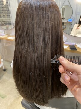 ロロネー 梅田(Lolonois) 【Lolonois梅田】髪質改善 酸性ストレート 藤岡なおき