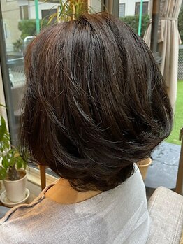 リプレシンクヘアーの写真/顔周りのデザインで印象が変わる☆骨格や髪質を見極め、高い技術力であなたに似合うスタイルをご提案。