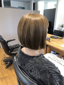 ルヴァンブルー 《ルヴァンブルー》大人のミニボブ