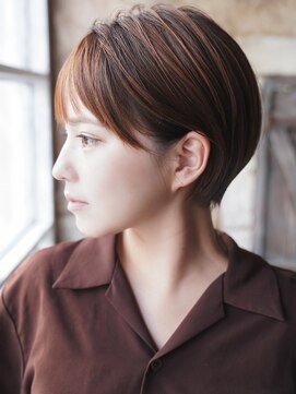 カライング(ing) スーツ短髪ツーブロック束感モテる黒髪シークレットパーマ流行