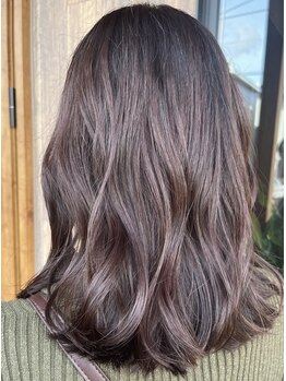 グル(Gru)の写真/“お手頃価格”で気軽に通える!再現性の高いカットで毎日キレイが続く☆【旭川/髪質改善/グレイカラー】