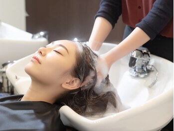 ペグ(Peg)の写真/【目の疲れ・疲労感ケア◎】*個室フルフラットシャンプーブース*で本格ヘッドスパ!極上の癒し時間♪