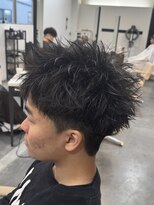 バース バイ ハピネス(BIRTH by happiness)&nbsp;韓国へアカルマパーマワックスなしセンターパート黒髪ウルフ