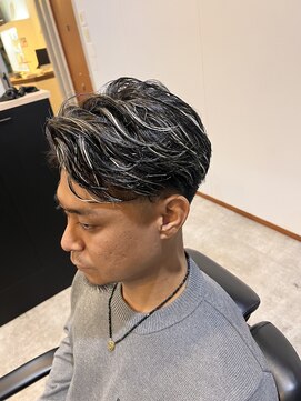 フリーゼアコマキ(FRISEUR) やりすぎないジェントルマンショート