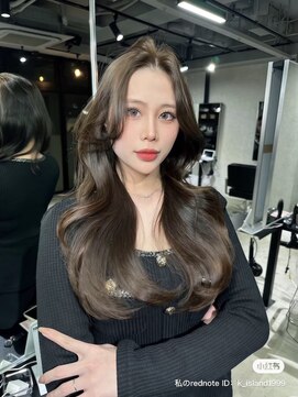 ザシェノンウメダ(THA CHAINON UMEDA) イメチェン/ピンクベージュ/アンブレラカラー/前髪/心斎橋