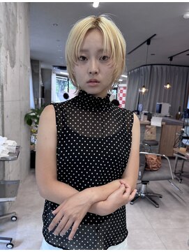 ヌー ノエラ(nu Noella) 顔まわりレイヤーショートカット