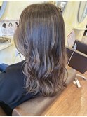 アッシュグレー+ハイライト+フェイスフレーミング