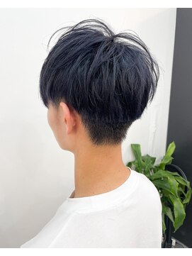 ルヴェルヘアー(Revel hair) マッシュショート×シルバーネイビー☆