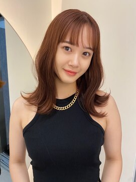 ラル 立川(lar) くびれレイヤー_カーキグレージュフェザーバング