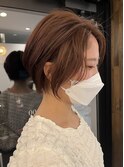 ショートボブ×ピンクベージュ