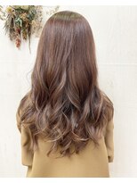 プランタン(Printemps)&nbsp;くびれ巻きブリーチなしカラーナチュラルブラウンコテ巻きパーマ