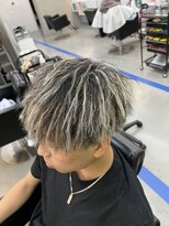 ダズルヘアラッシュ(DAZZLE hair RUSH)&nbsp;ホワイトハイライト×ツイストスパイラルのノーセットver.