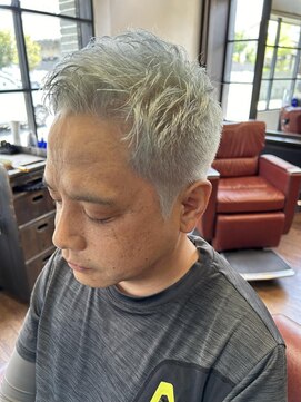 ディスパッチヘアー 今津店(DISPATCH HAIR) ショートシルバーカラースタイル