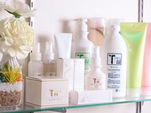 お肌に優しい化粧品などそろっております♪