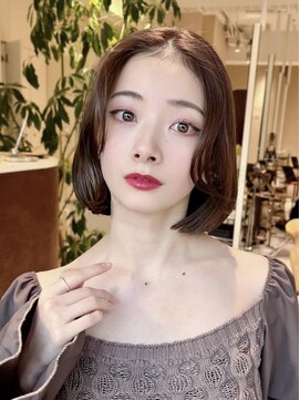 ルル 表参道(lulu.) 黒髪/ボブウルフ/ネビージュ/小顔/ワンレン