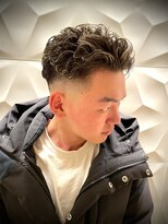 銀座マツナガ 浅草店&nbsp;短髪パーマ/スキンフェード/オールバックスタイル