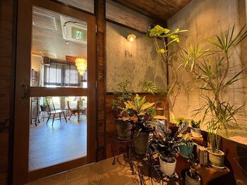 ラウンジフィット(lounge Fit)の写真/【お悩みお聞かせください】ゆったりとした貸切空間で、お悩みに向き合います★エイジングケア◎