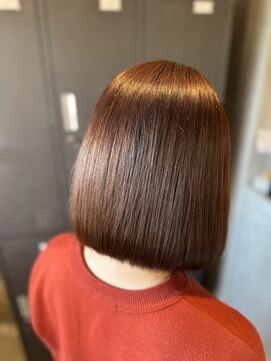 リタ 枚方(Rita) 小顔カット+ブリーチなしブラウンカラー+高濃度トリートメント