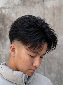 ミオ リベル(Mio'' LIBER) フェザーショート