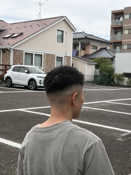 ザ クラン バイ ヘッドライト 仙台長町店(THE CLAN by HEADLIGHT) 【フェードカット】フェザーアップ/ハイスキンフェード/仙台長町