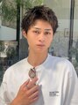 グロウミドル(GROW middle) ショートからミディアムまで幅広いレングス対応可能。